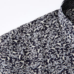Camisa Casual SQ de Alta Calidad para Hombre Manga Larga con Botonadura Sencilla 100% Popelina de Algodón Estampado de Otoño Ecológica - Product Image 2