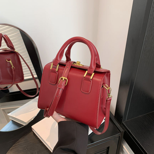 Lots en gros de sacs de marque mixtes pour femmes – Styles de luxe de créateurs, sacs à main de mode variés, assortiment haut de gamme tendance - Product Image 4