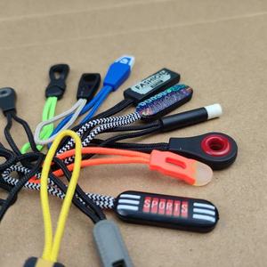 Kunden spezifisches Logo Multi Color Personal ized R5 # Hochwertige benutzer definierte Reiß verschluss Abzieher Reiß verschluss Pull Kunststoff Gummi Reiß verschluss Kopf Schieber - Product Image 6