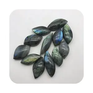 Grosir labradorite perhiasan penyembuhan alami batu Labradorite ukiran daun kristal untuk hadiah untuk fengshui