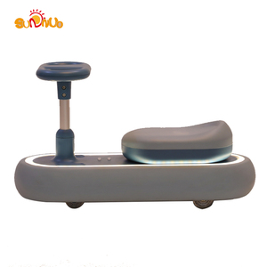 Auto Cavalcabile in Lega <span class=keywords><strong>di</strong></span> Alluminio per Bambini da <span class=keywords><strong>2</strong></span> a 4 Anni con Sei Ruote, Luci LED, Musica e Impermeabile - Product Image 1