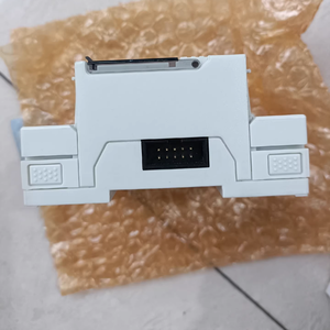 ยูนิต I/O รุ่น KEYENCE KL-8BXT แบบ 8 อินพุต 8 เอาต์พุต ทรานซิสเตอร์ NPN ซิงค์ 0.5A พร้อมบล็อกขั้วต่อแบบสกรู KL 8BX - Product Image 4