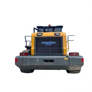 รถตักล้อยางขนาด 17 ตัน รุ่น ZL50HC พร้อมห้องโดยสารแบบ AC ROPS ระบบ Quick Hitch สำหรับตักและกระจายกรวดบนถนนชั่วคราวในพื้นที่งานท่อส่งและแหล่งพลังงาน - Product Image 1