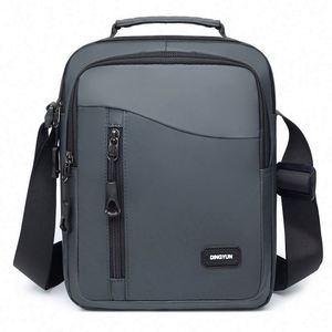 Échantillon Gratuit - Sac à Bandoulière Décontracté pour Hommes - Nouvelle Mode Sportive Extérieure en Polyester avec Fermeture Éclair, Portable et Design Simple - Product Image 2