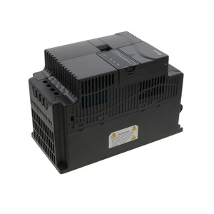 Variateur de fréquence VFD série E d'origine, VFD075E43A, 0,75 kW, 1 CV, 460 VAC, 18 A, en stock - Product Image 5