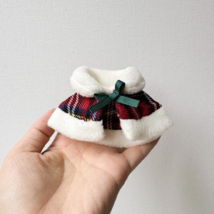 Vêtements de poupée personnalisés 10cm 15cm, cape de Noël rouge en peluche, tenue pour poupée en peluche, accessoire décoratif, vente en gros - Product Image 5