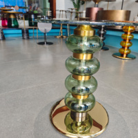 Table basse en verre trempé avec base cylindrique en marbre blanc
