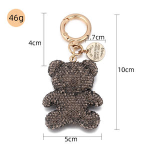 2025 nouveau à la mode nouveau sac pendentif clé de voiture en argile céramique avec diamant ensemble petit ours plein diamant porte-clés prêt à expédier - Product Image 4