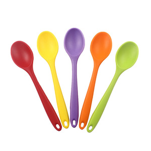 <span class=keywords><strong>Cuillère</strong></span> en <span class=keywords><strong>silicone</strong></span> résistante à la chaleur pour mélanger et servir les aliments dans la cuisine - Product Image 2