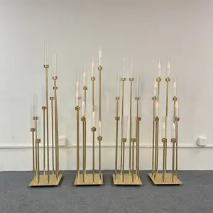 Centrotavola da tavolo per candelabri alti in metallo dorato a 8 braccia all'ingrosso della fabbrica matrimonio