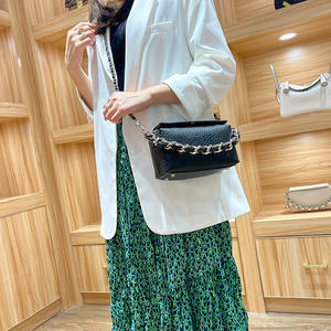 กระเป๋าถือ<span class=keywords><strong>แฟ</strong></span><span class=keywords><strong>ช</strong></span>ั่<span class=keywords><strong>น</strong></span>ปี 2025 หนัง PU สะพายข้าง สะพายไหล่ สายโซ่ ปิดซิป ดีไซ<span class=keywords><strong>น</strong></span>์หรูหรา ใช้ได้ทุกวัน เข้าได้กับทุกชุด - Product Image 5