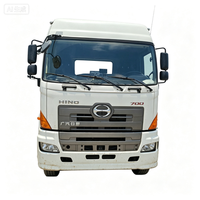 Camion tracteur Hino 700 d'occasion 6x4, moteur d'origine, véhicule fiable de haute qualité pour le transport de conteneurs