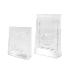 Confezione Blister in plastica a tre pieghe trasparente personalizzata con inserto in carta da appendere - Product Image 6