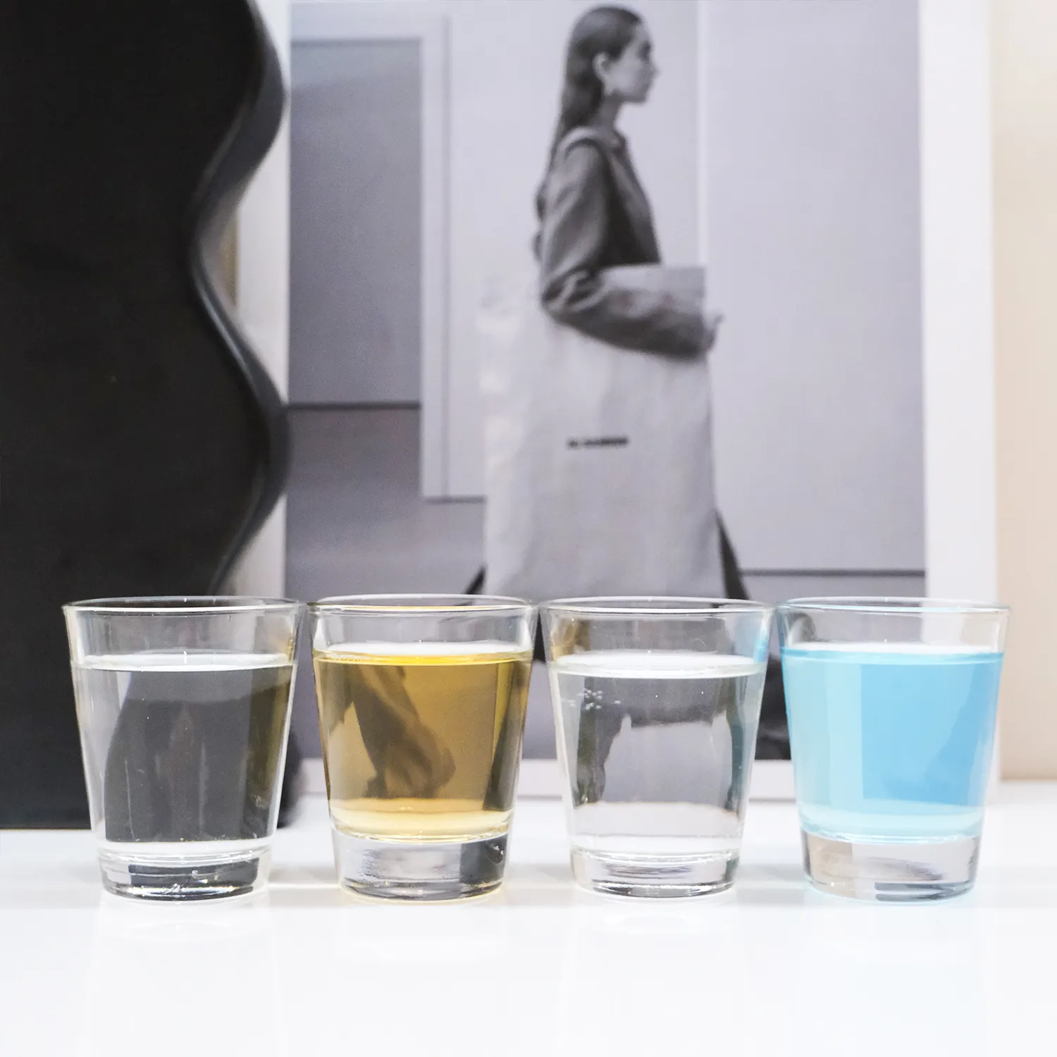Whisky Decanter ridefinito: il nostro capolavoro del globo di vetro personalizzato