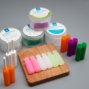 Bâtonnets de fixation dentaire Jacquard, dispositifs de rétention orale et orthodontique portables, disponibles en plusieurs saveurs, vente en gros et - Product Image 1