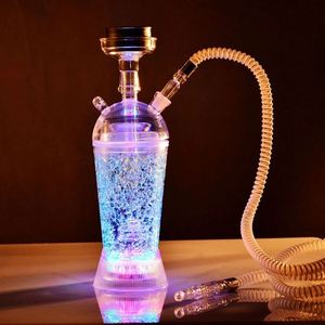 Cachimba portátil al por mayor para coche, mini pipa de acrílico con manguera en espiral y cuentas de gel azules, ideal para viajes y regalos. - Product Image 3