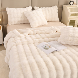 Ensemble <span class=keywords><strong>de</strong></span> literie 4 pièces en <span class=keywords><strong>flanelle</strong></span> à bulles écologique <span class=keywords><strong>beige</strong></span> moderne, <span class=keywords><strong>housse</strong></span> <span class=keywords><strong>de</strong></span> <span class=keywords><strong>couette</strong></span>, drap, taies d'oreiller pour usage hôtelier - Product Image 1