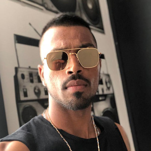 Nouvelles lunettes de soleil pour hommes, monture carrée, protection UV400, verres en PC, monture noire, pour activités de plein air, style conduite 7071 - Product Image 4