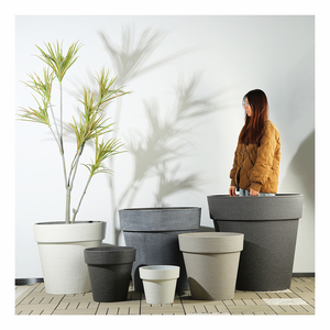 Haute Qualité Minimaliste Grand Design Moderne <span class=keywords><strong>Pot</strong></span> <span class=keywords><strong>pour</strong></span> Cour Intérieur Énormes Jardinières Extérieures Grands Pots De Fleurs <span class=keywords><strong>pour</strong></span> Plantes De <span class=keywords><strong>Jardin</strong></span> - Product Image 4