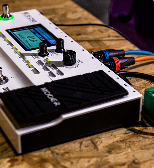 ギター mooer GE250 Amazon.com: MOOER GE250 Multi Effects Processor with FX Loop, Tone