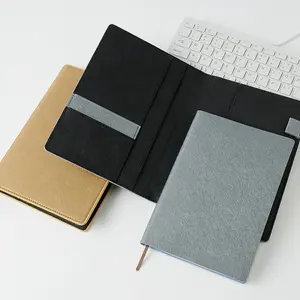 Passen Sie A5 Durable Saffiano Leather Notebook Journal für Office Business Promotion Geschenke mit Taschen für Einsätze an