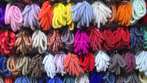 Vente en gros de perles en pierre de style coréen BELLEWORLD élastiques pour <span class=keywords><strong>cheveux</strong></span> élastiques à paillettes colorées strass accessoires pour <span class=keywords><strong>cheveux</strong></span> - Product Image 4