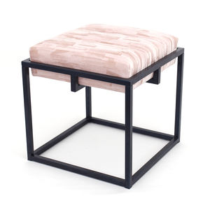 Taburete <span class=keywords><strong>cuadrado</strong></span> de terciopelo <span class=keywords><strong>rosa</strong></span> de estilo moderno, taburete de metal otomano con base de marco de hierro - Product Image 1