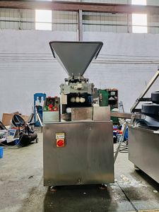 Macchina Automatica per Tagliare Palline <span class=keywords><strong>di</strong></span> Impasto per Formare con Precisione Porzioni <span class=keywords><strong>di</strong></span> Pane, Pizza e Panini - Product Image 2