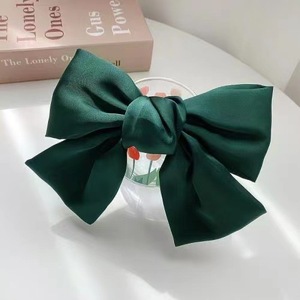 กิ๊บติดผมผ้าซาตินสีพื้นสไตล์เกาหลี ประดับโบว์ใหญ่ ดีไซน์ทันสมัยสำหรับผู้หญิง พร้อมกิ๊บติดข้าง - Product Image 4