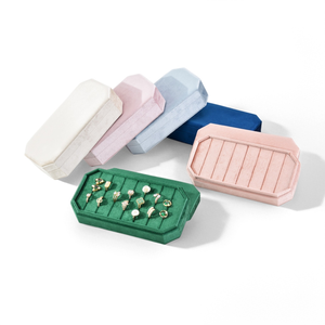 Nuevo Estuche de Joyería de Terciopelo de Lujo Octogonal Biselado, Organizador Portátil <span class=keywords><strong>para</strong></span> Anillos y Pendientes, con Logotipo Personalizado, Regalo de Boda, Venta al <span class=keywords><strong>Por</strong></span> <span class=keywords><strong>Mayor</strong></span> - Product Image 5