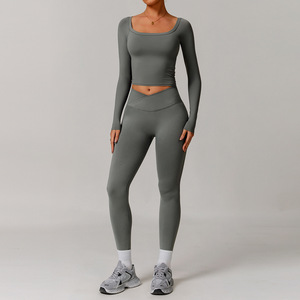 2025 Yoga Sets Rouge Femmes Workout Suit <span class=keywords><strong>Ensemble</strong></span> <span class=keywords><strong>Sport</strong></span> <span class=keywords><strong>Femme</strong></span> - Product Image 4
