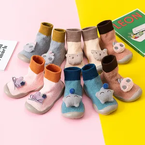 Sepatu Sol Karet Terry Dekorasi Bintang 3D Lucu Sepatu Anak Bayi Kaus Kaki