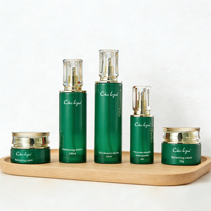Set <span class=keywords><strong>Facial</strong></span> Orgánico Antiacné para <span class=keywords><strong>Hombre</strong></span>, 5 Piezas, Marca Privada, Blanqueador, Iluminador, Hidratante, Reparador, <span class=keywords><strong>Kit</strong></span> de Cuidado de la Piel para <span class=keywords><strong>Hombre</strong></span> - Product Image 4