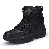 Bottes tactiques imperméables en cuir pour homme, idéales pour la randonnée, la chasse et les activités hivernales en extérieur.