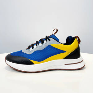 รองเท้าผ้าใบผู้ชายแบบสวมสบาย ขายส่งจากโรงงาน รองเท้ากีฬาลำลองพื้นหนาแบบผูกเชือก ระบายอากาศได้ดี - Product Image 2