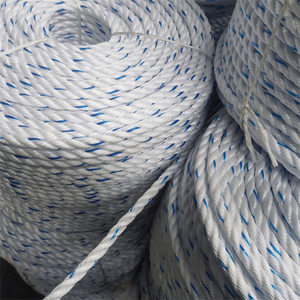 Corde en polypropylène PP torsadée à 3 brins de bonne qualité, utilisée dans différentes applications, comme l'emballage - Product Image 1