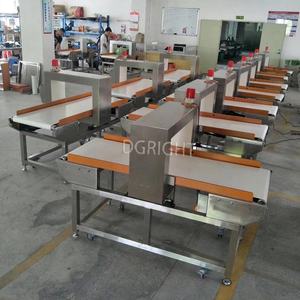 Yüksek hassasiyetli basma düğmesi tipi otomatik gıda sınıfı konveyör <span class=keywords><strong>Metal</strong></span> dedektörü - Product Image 4