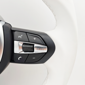 Volant sport <span class=keywords><strong>M</strong></span> à fond plat en cuir blanc sans palettes de changement de vitesse pour <span class=keywords><strong>BMW</strong></span> F10 F15 F16 F25 F26 F20 F22 F30 F33 F36 - Product Image 5