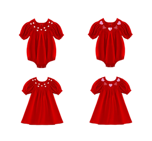 Vestido de algodón rojo sólido personalizable para niños, bordado de lazo de corazón ahumado, mameluco informal para niñas y hermanos - Product Image 1