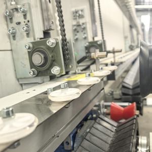 Isolierglas-Versiegelungsmaschine Automatische Silikon-Dichtmittelmaschine Produktionslinie für Doppel- und Dreifachverglasung - Product Image 2