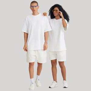 T-shirt personnalisé de qualité supérieure 300G Streetwear surdimensionné en coton peigné à épaules tombantes - Product Image 3