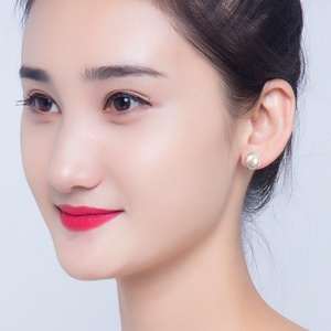 Boucles d'oreilles clous en argent sterling 925 avec perle d'eau douce sertie en forme de cœur et zircone cubique AAA plaqué rhodium pour femmes - Product Image 2