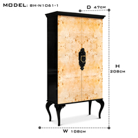 Meuble de rangement de luxe inspiré de l'architecture moderne, en bois artisanal, finition haute brillance, pour appartement, hôtel, maison