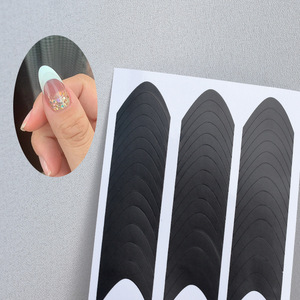 Autocollants de guide pour ongles French Tip TSZS, lignes souriantes en V, ongles en gel ondulés, vente en gros, produit de beauté pour ongles style Ins - Product Image 3
