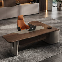 Bureau de direction en bois de style italien, luxe léger, design moderne et épuré, bureau de patron haut de gamme, bureau de direction pour le bureau