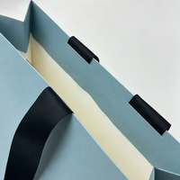 Sacs cadeaux en papier artisanal de luxe, logo imprimé sur mesure, poignée en corde de coton écologique, emballage pour vêtements