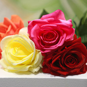 Rose artificielle au toucher réel de 66 cm pour la maison, l'hôtel, le salon, <span class=keywords><strong>les</strong></span> arrangements floraux, la décoration de mariage, <span class=keywords><strong>les</strong></span> cadeaux de <span class=keywords><strong>vacances</strong></span>, <span class=keywords><strong>les</strong></span> ornements - Product Image 4
