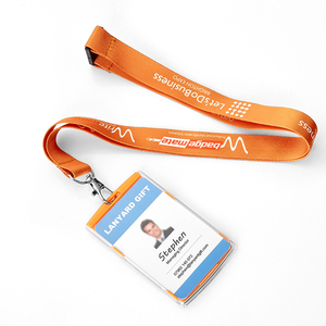 Porte-<span class=keywords><strong>badge</strong></span> rétractable en <span class=keywords><strong>plastique</strong></span> avec <span class=keywords><strong>pochette</strong></span> souple colorée - Product Image 3