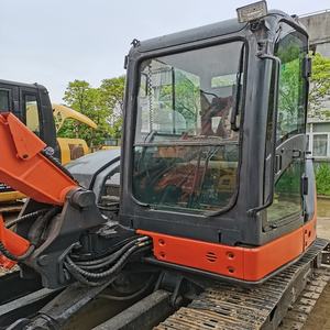 Pelleteuse sur chenilles Hitachi ZX65 d'occasion Pelleteuse Hitachi Zx65 avec pièces de rechange d'origine - Product Image 1