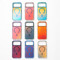 Coque de téléphone magnétique transparente à dégradé coloré, protection antichoc avec protection de l'appareil photo surélevée pour iPhone 18 Pro 18 Pro Max